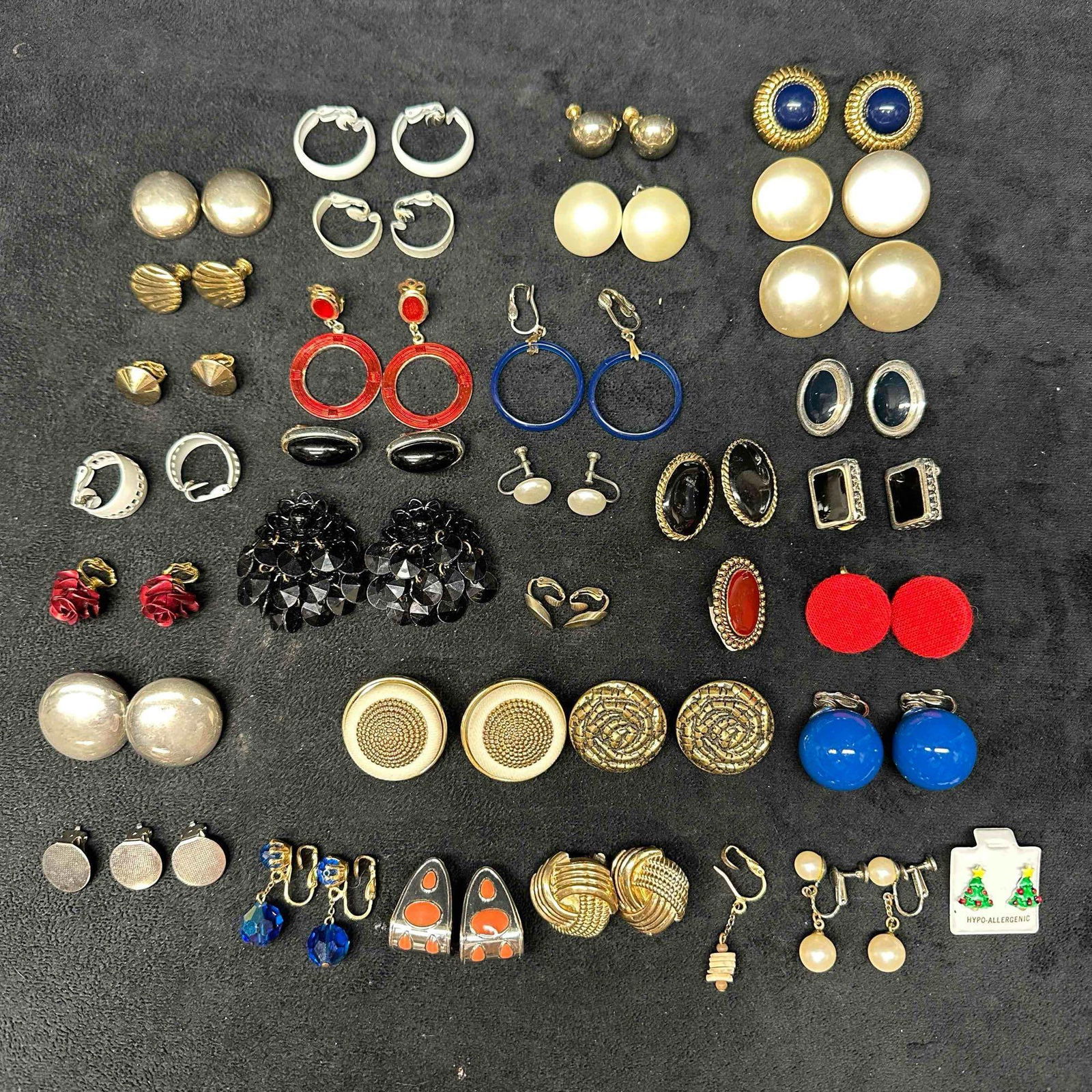 Collection Assorted Costume Jewelry Earrings: Over 10+ selection types of various material beads/jewelry earring pieces. These costume jewelry pieces showcase beautiful colors and designs. Some materials have been marked. These items are in