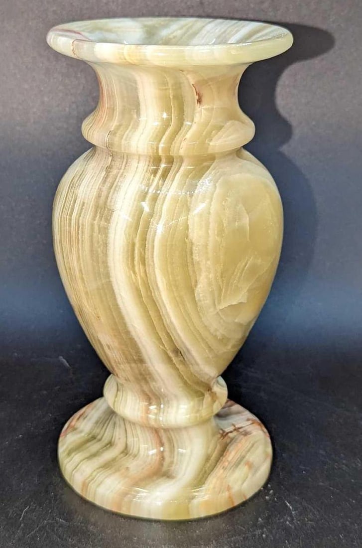 Vintage Light Green Onyx 6" Marble Vase: Vintage Light Green Onyx 6" Marble Vase. This is approx 3 1/2" x 3 1/2" x 6 3/4" and it weighs 3.10 lbs. There is some residue inside the vase from use and age. 