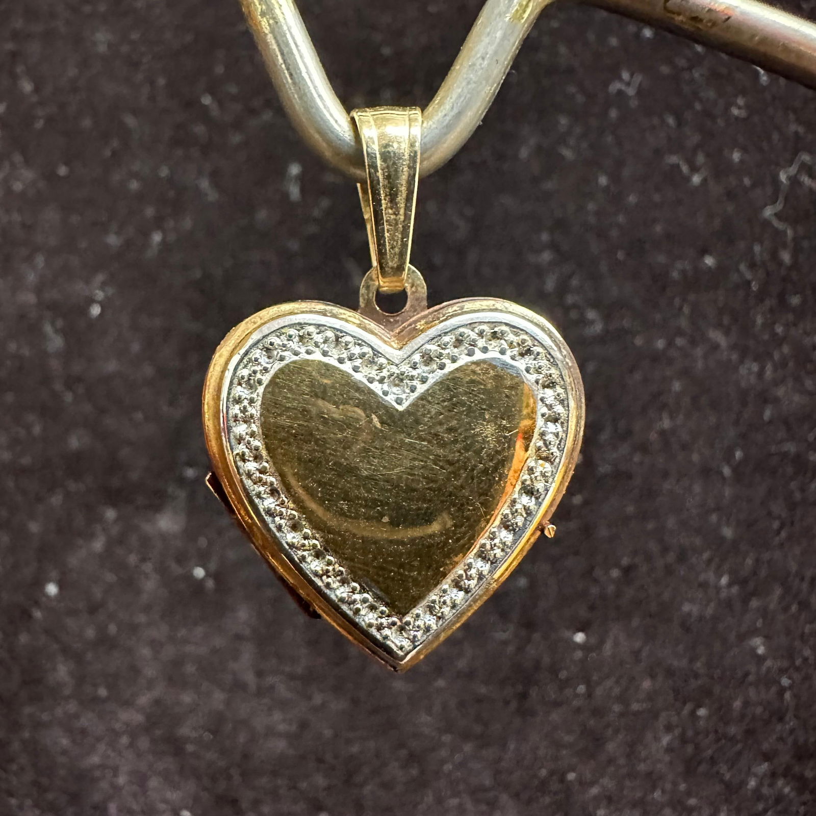 14K Yellow Gold Heart Locket Pendant Diamond Cut Silver Tone Border Accent (1 of 8)