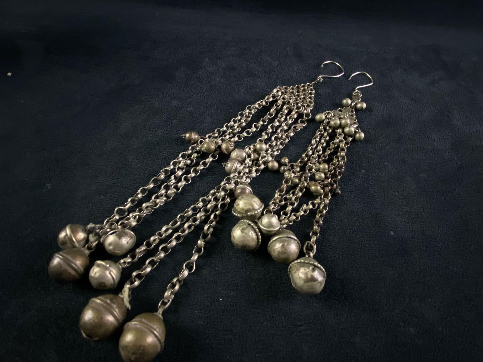 Vintage Traditionally Tribal Long Dangle Earrings: This fine piece of vintage Jewelry has been properly tested and researched prior to listing. Please view all our pictures for they are part of our description. Good Luck & Happy Bidding Metal -