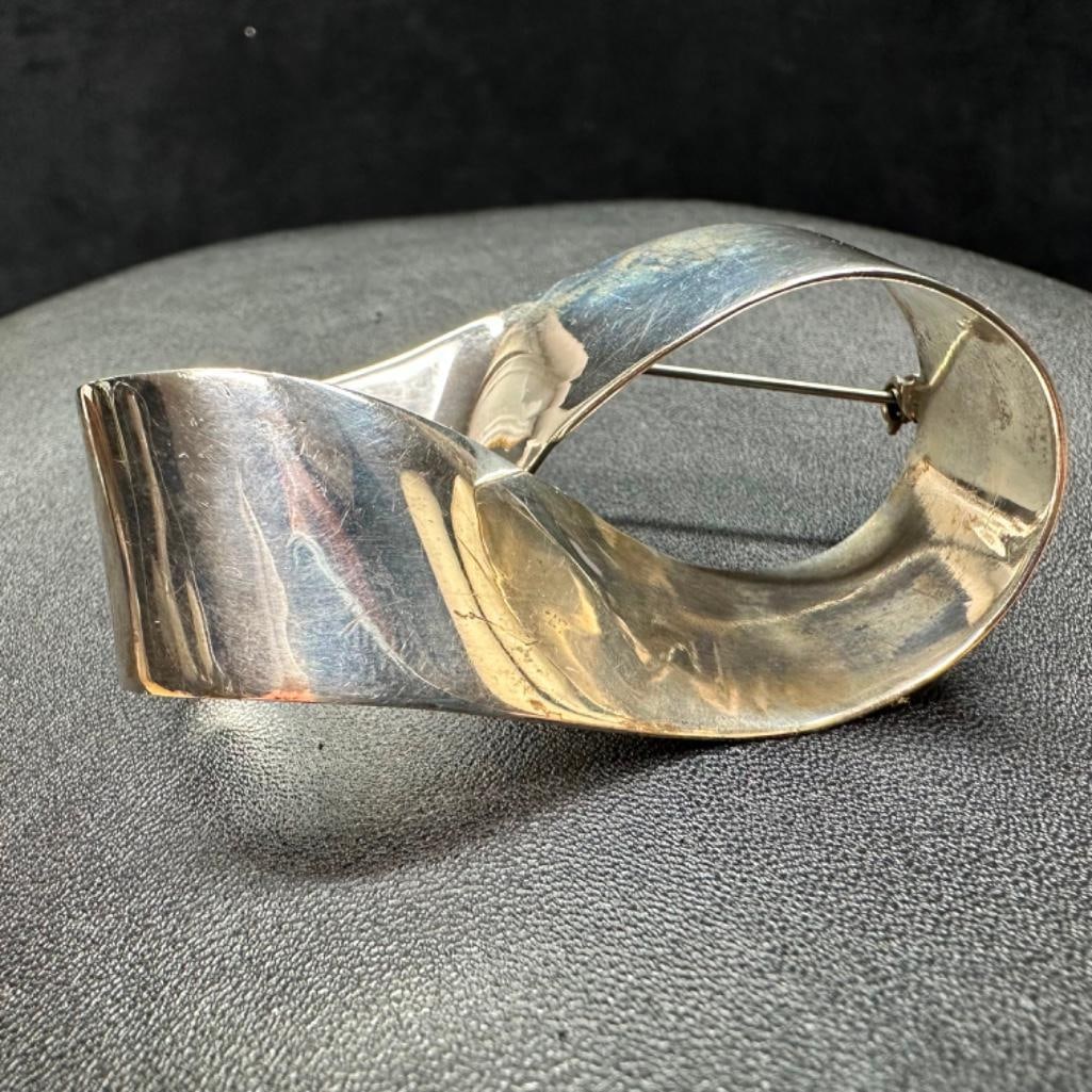 Sterling Silver Loop Design Brooch - 2