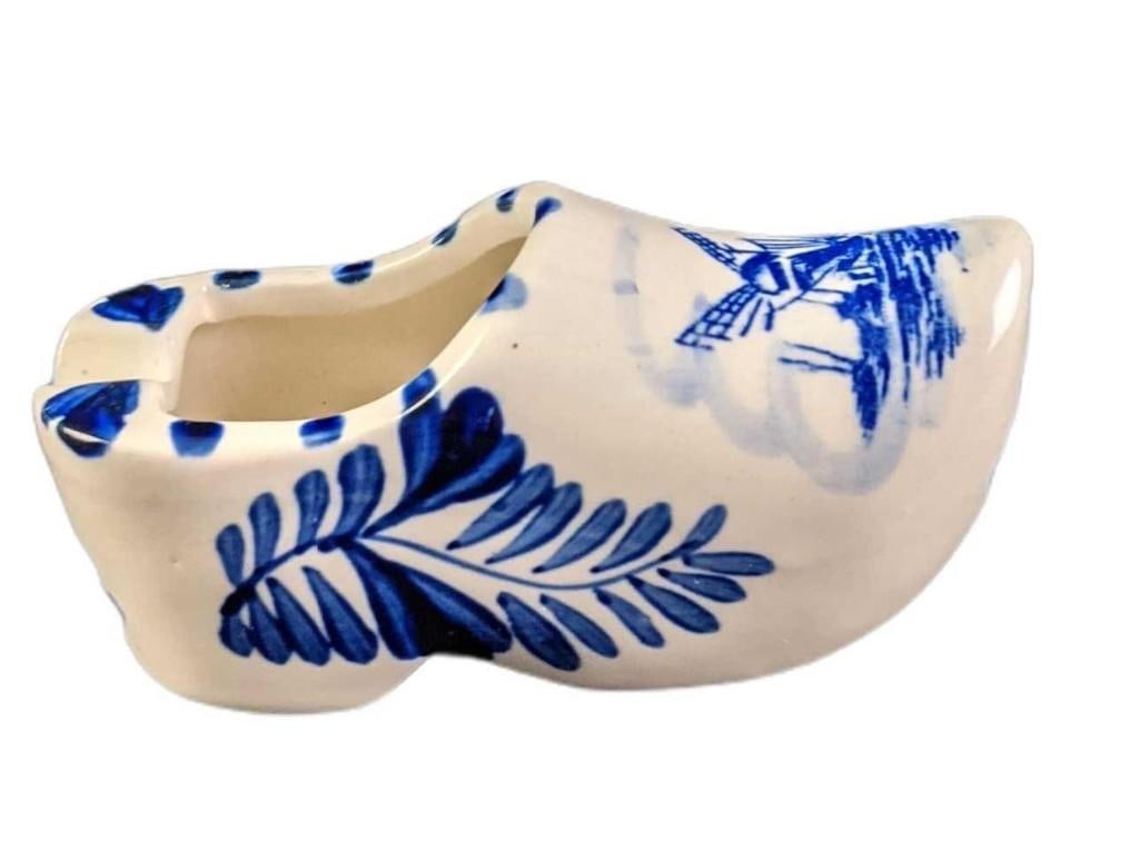 Vintage Miniature Porcelain Windmill Dutch Shoe (1 of 5)