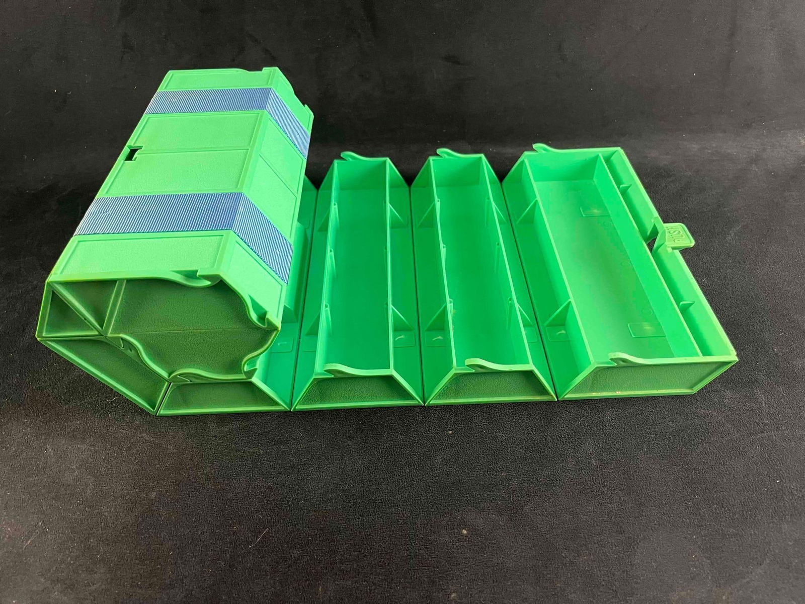 90s Rolykit Green Storage Kit Portable Storage (1 of 10)