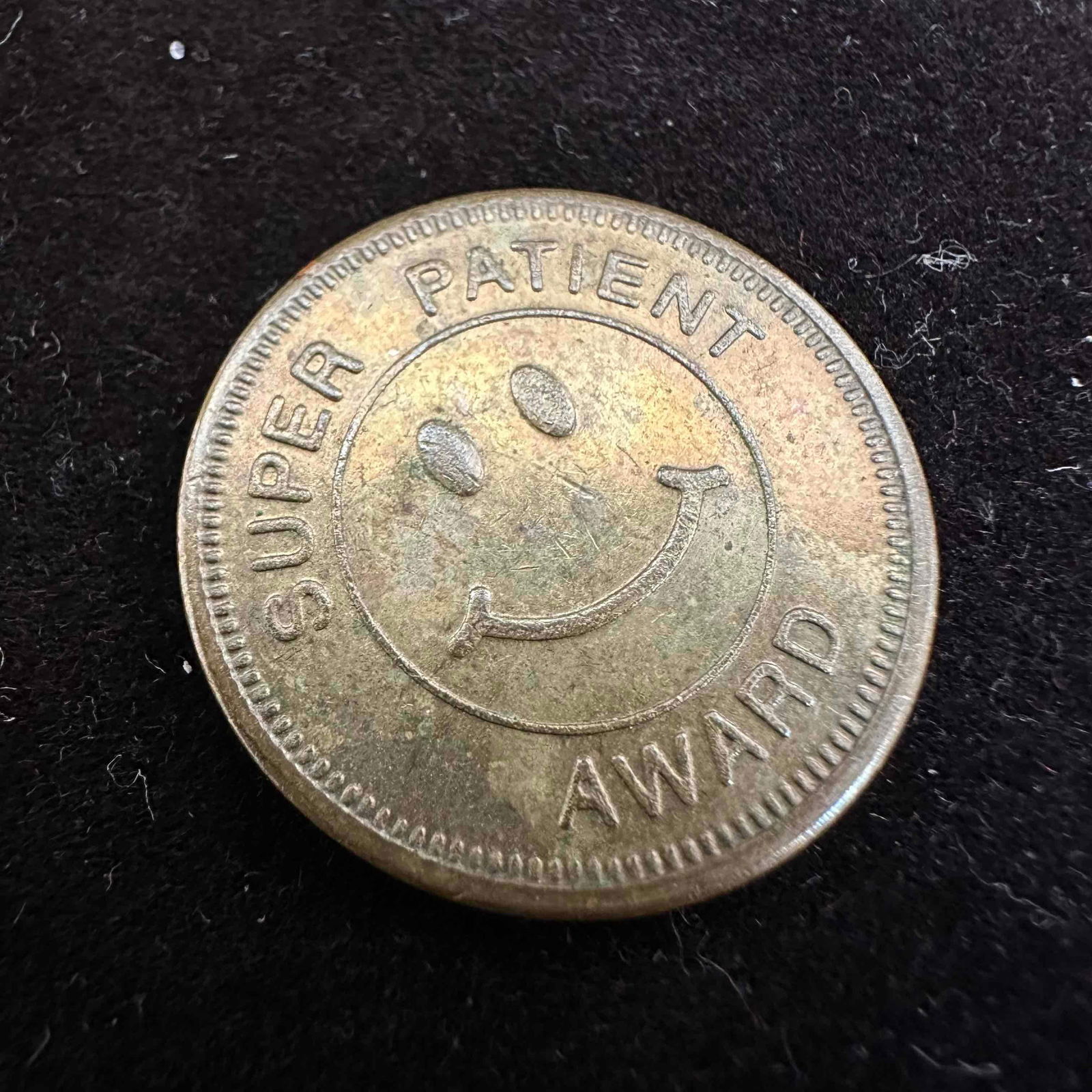 Super Patient Award Smiley Face Smile Medal Token Coin: In good pre-owned condition, minor wear, and light surface scratches. Please reference all photos for full details. Measures: 25 mm. Weight: 0.1 lbs.