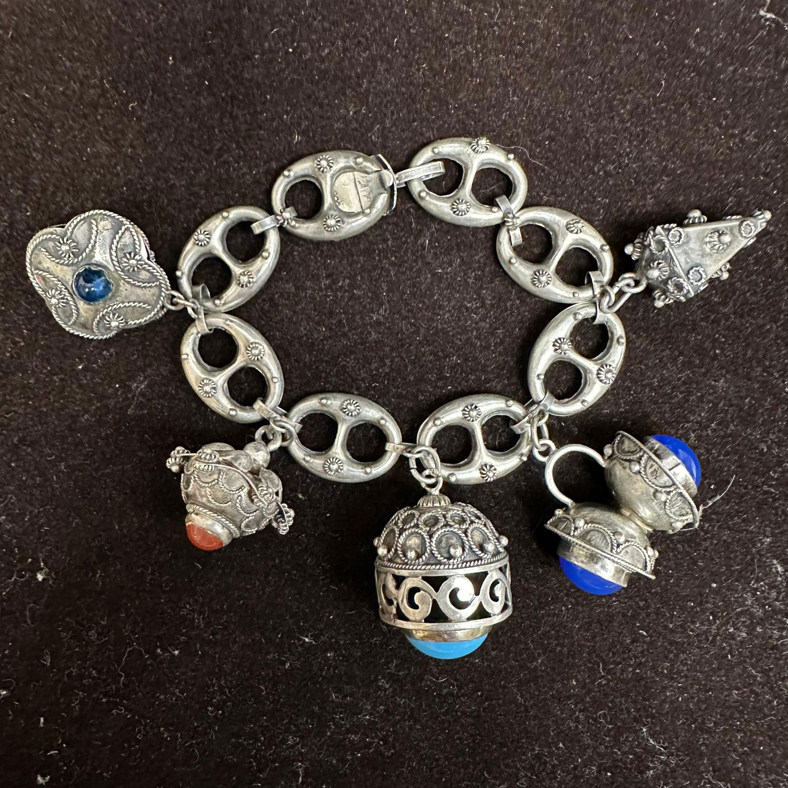 Faux Glass Stone Setting Charm Silver 800 Puff Mariner Bracelet K78 (1 of 7)