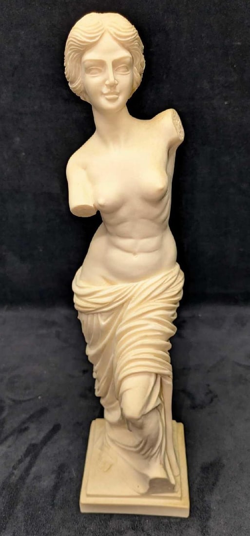 Venus De Milo Resin 15" Statue (1 of 7)