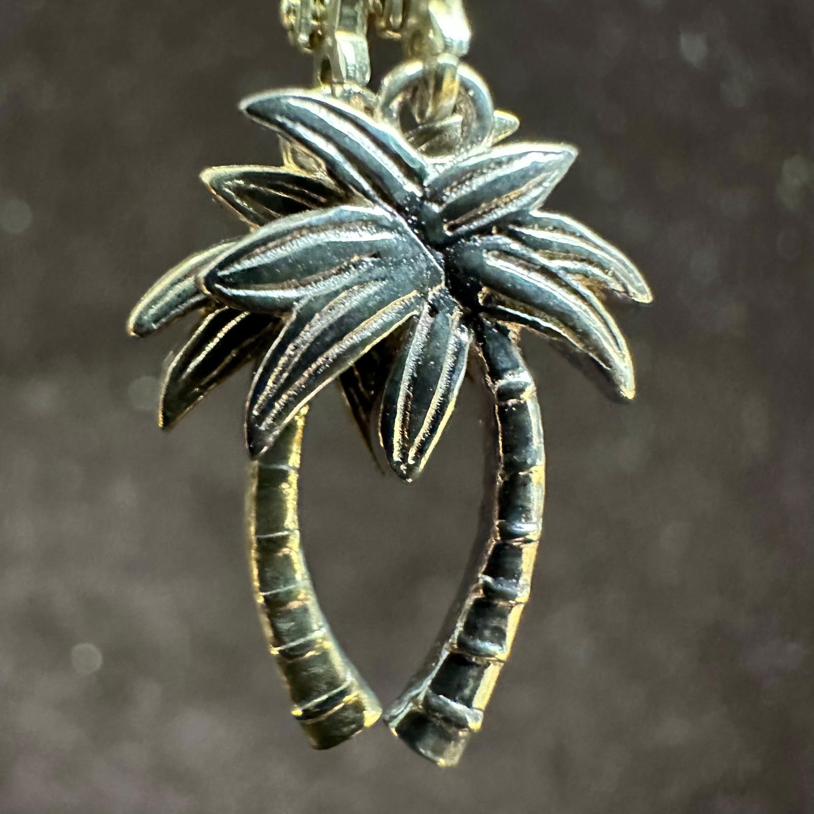 Palm Tree Dangle Earrings JCM 925 Sterling: This item is in good pre-owned, previously used/displayed condition with noticeable light wear and surface scratches. Please reference all photos for full details. This piece of jewelry has been