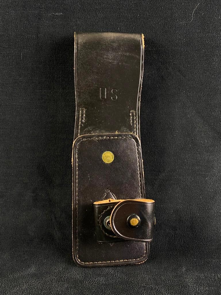 Unissued 1961 Military Police Baton Holder: Unissued 1961 Military Police Baton Holder Baton holder for US Military Police, in unissued condition dated 1961. This is an unusual item, even more unusual in this condition with almost no wear