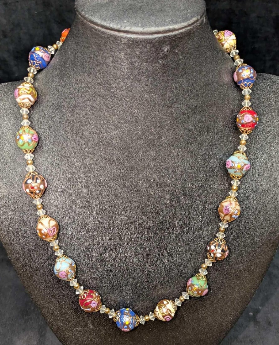 Vintage Italian Murano Art Glass Bead Necklace RTC1: Vintage Italian Murano Art Glass Bead Necklace RTC1. Colorful glass beads with hand painted designs and a brass clasp. This is approx 23" and it weighs 0.18lb. 