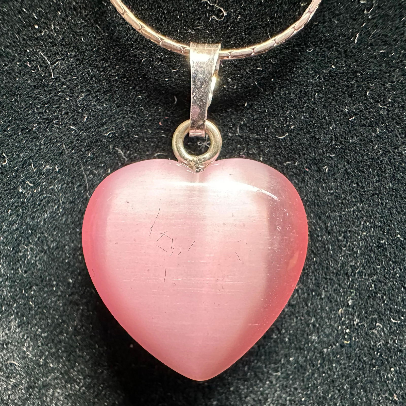 Natural Rose Quartz Sterling Silver Necklace N26: This item is in good pre-owned, previously used/displayed condition with noticeable light wear and surface scratches. Please reference all photos for full details. This piece of jewelry has been teste