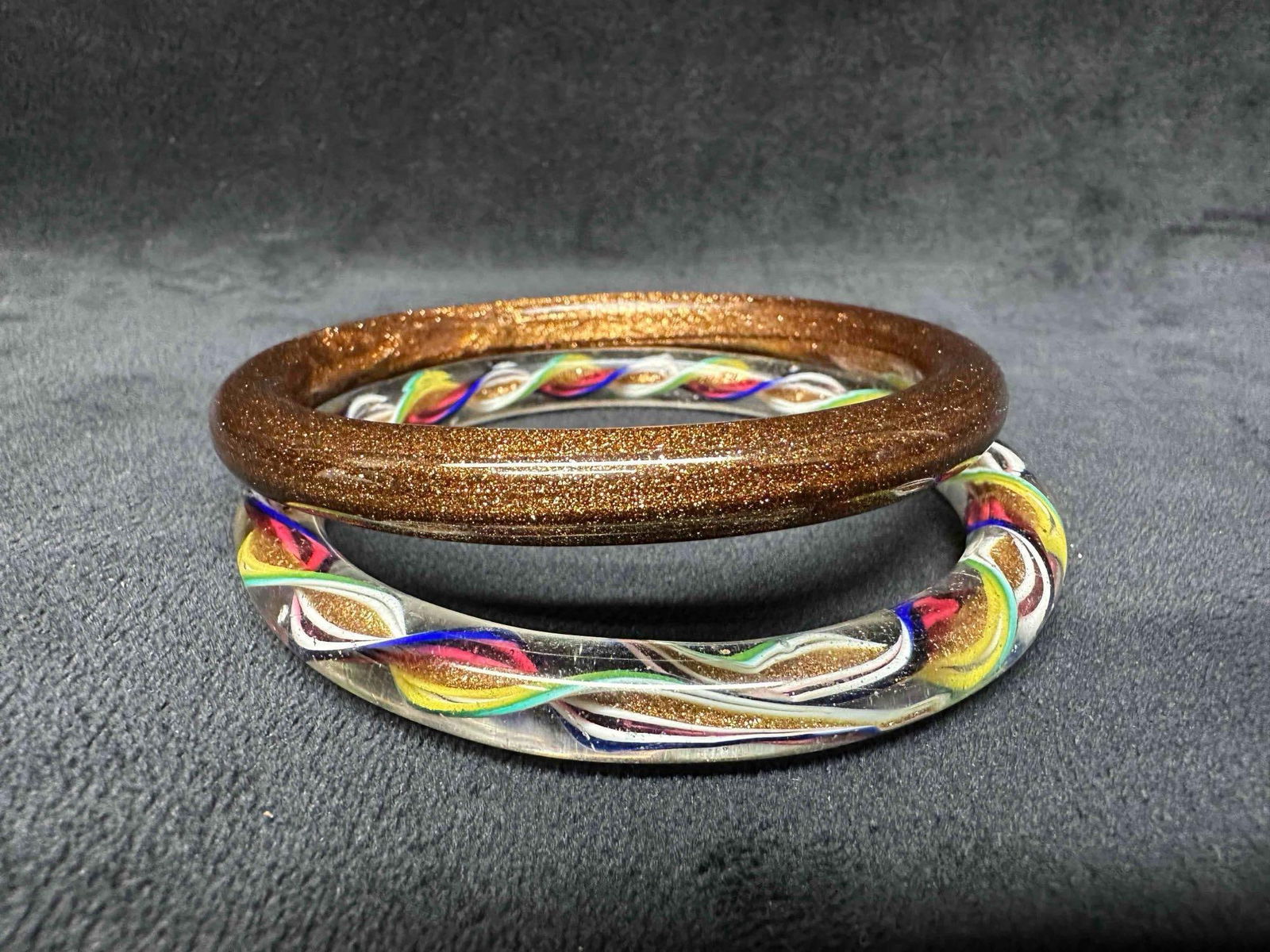 Murano Venetian Lamp Work Art Glass Multi Colored Copper Cuff Bracelet Solid Bangle Set G52: Murano Venetian Lamp Work Art Glass Multi Colored Copper Cuff Bracelet Solid Bangle Set G52. Bracelets with multi colored and copper solid glass bangle with beautiful designs on each. The bracelets fe