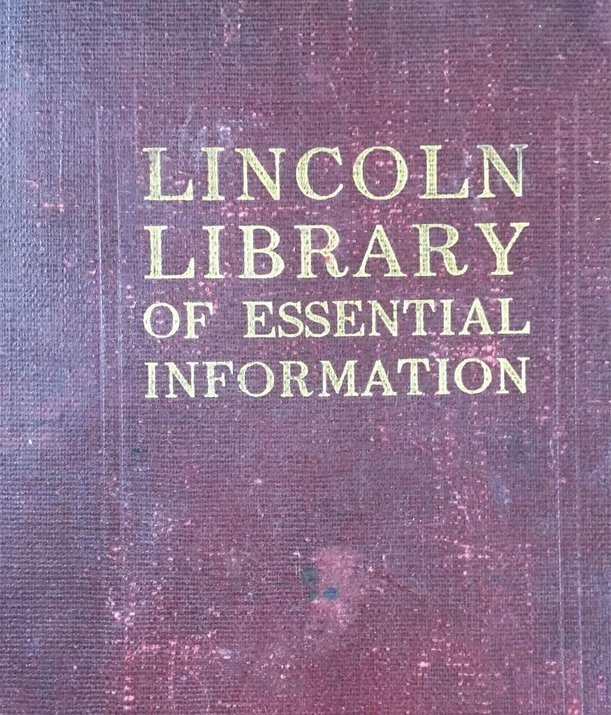 Vintage Lincoln Library Of Essential Information 1926 Edition (1 of 11)