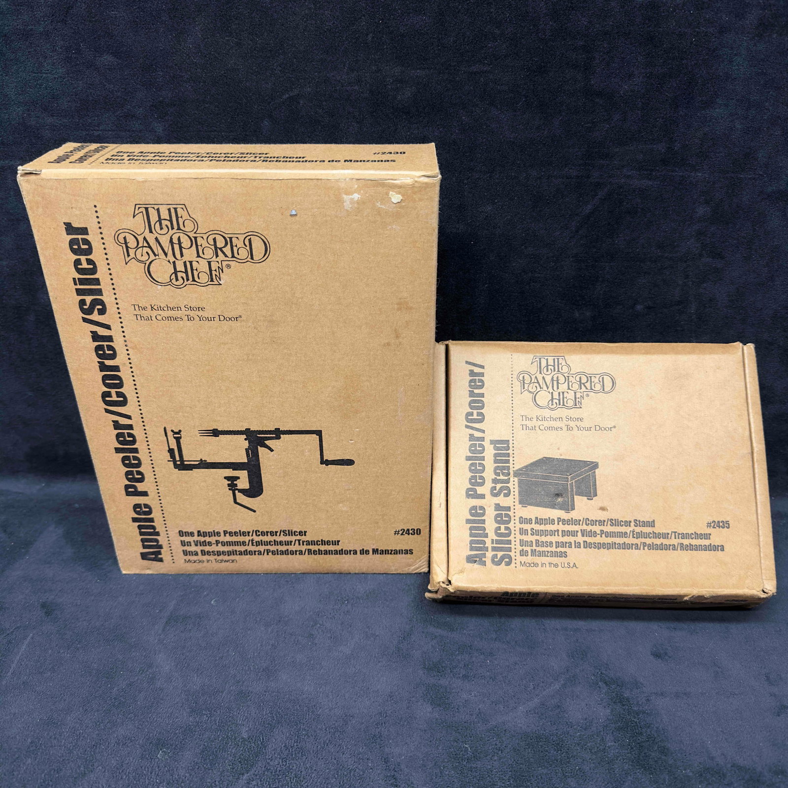 The Pampered Chef Apple Peeler Corer Slice Stand and Slicer (1 of 5)