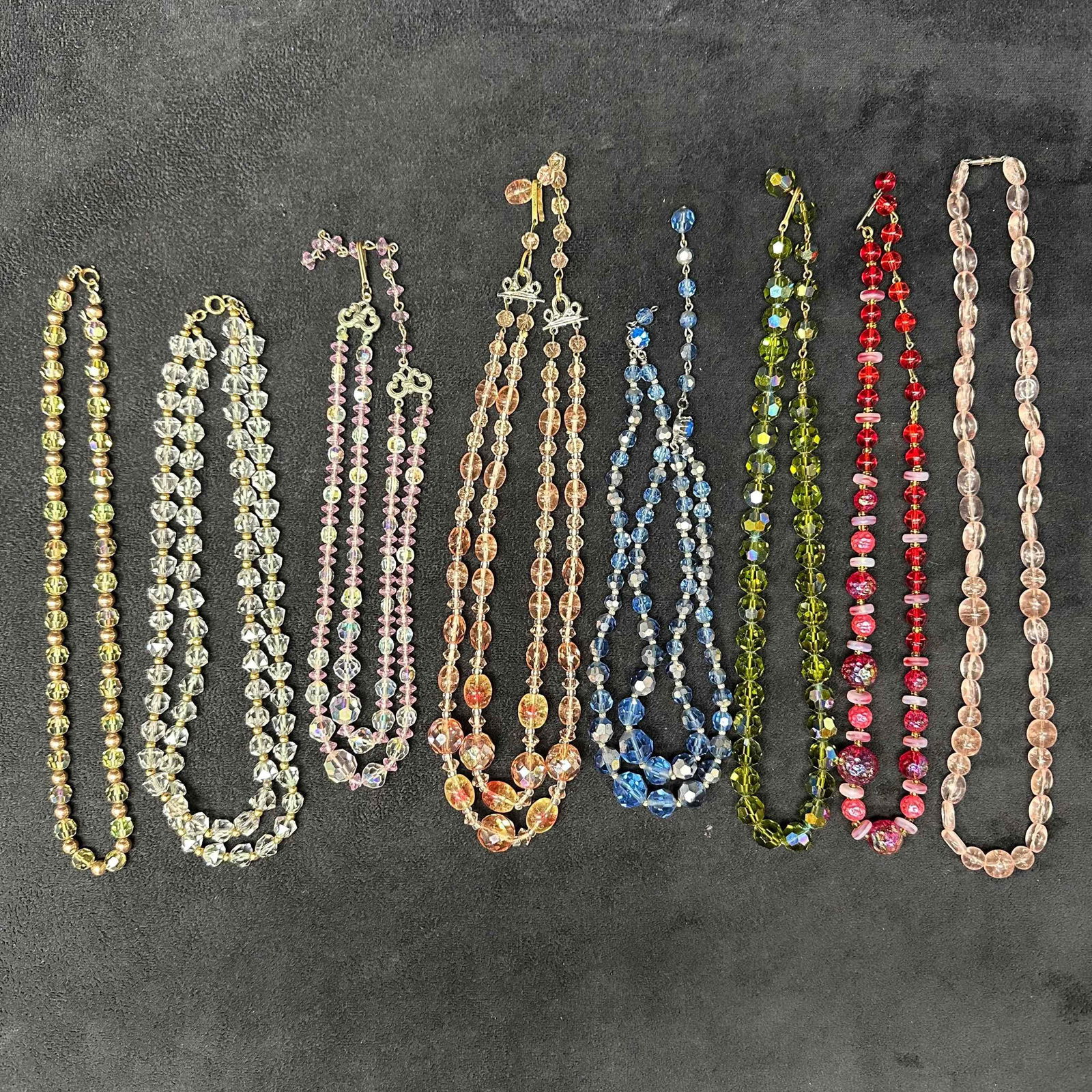 Costume Jewelry Multi Colored Glass Bead Necklace Set of 8 H49 (1 of 7)
