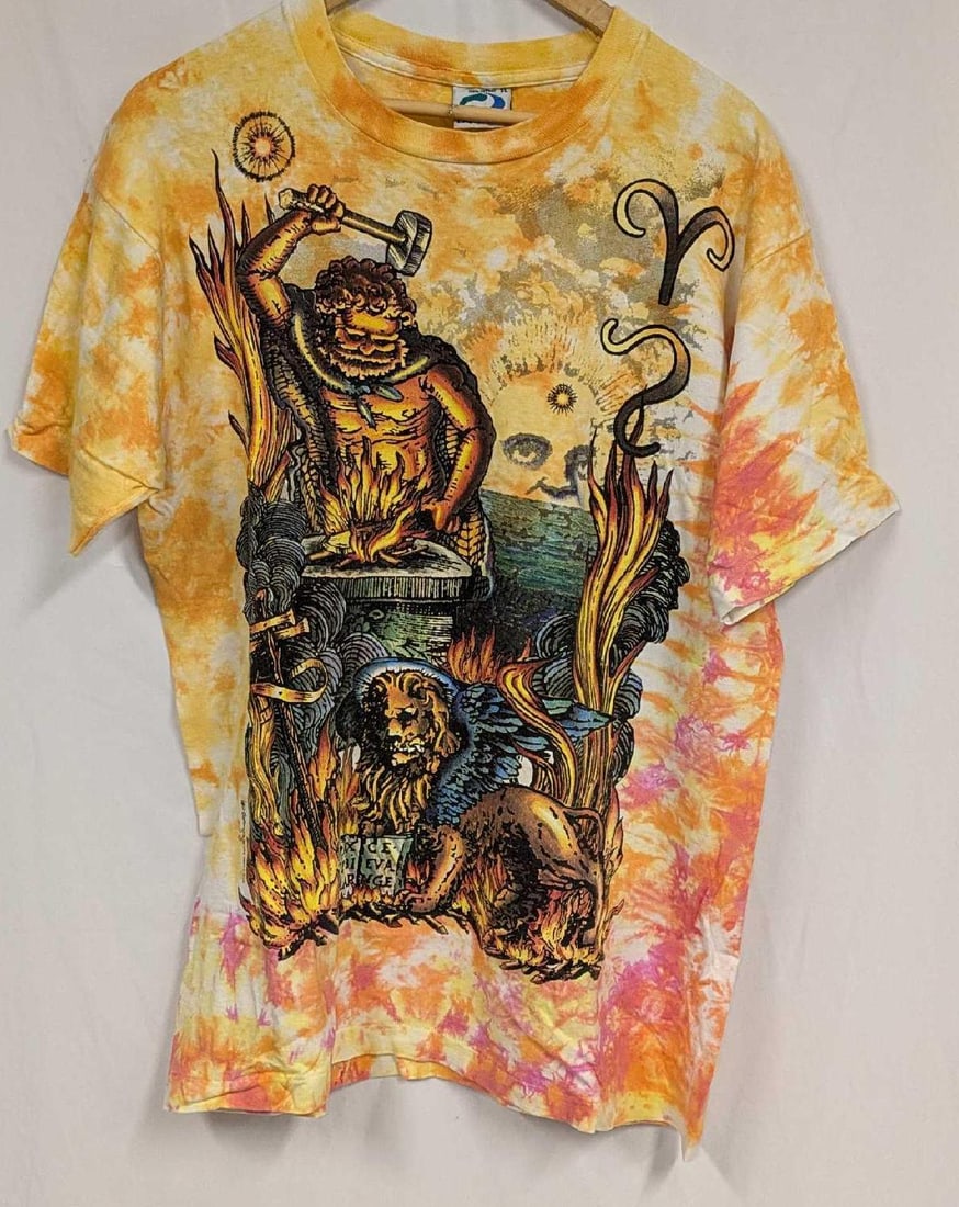 Liquid Blue Ian Bohorquez Ignis Shirt XL: Liquid Blue Ian Bohorquez Ignis Shirt XL. This shirt does not appear to have ever been worn. 100% Cotton. Please note, it does not come with the hanger seen in the image. Folded, the shirt is approx 1