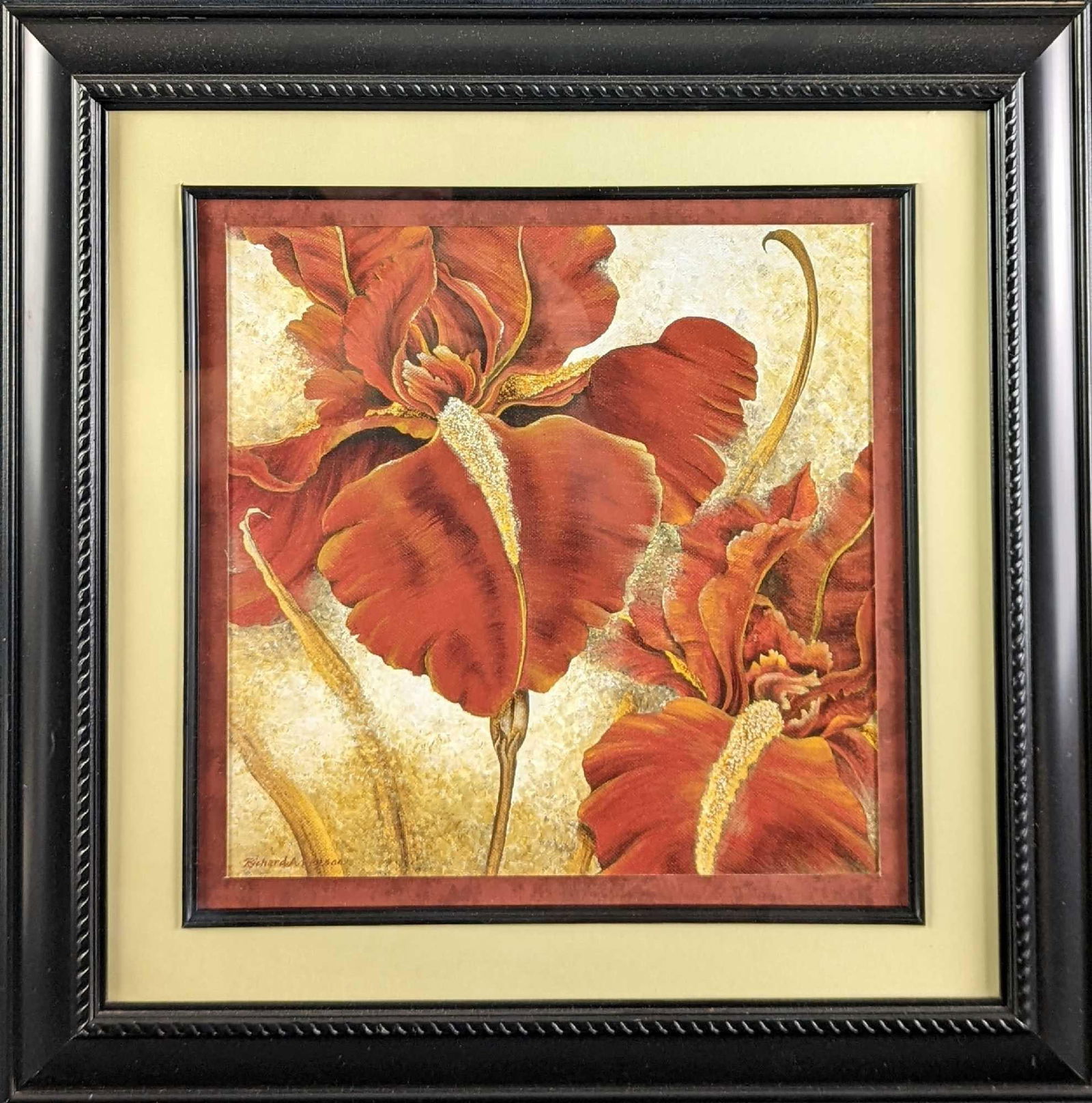 Framed Richard Henson Red Iris Print: Framed Richard Henson Red Iris Print. The framed print is approx 19" x 1" x 19" and it weighs 4.20lbs. The print is approx 11" x 11". The framed print is in a good, used condition with some wear and c
