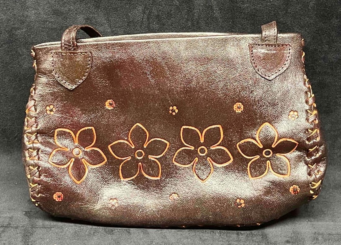 Vintage Leather Handicraft Purse Embossed Flowers (2) (1 of 12)