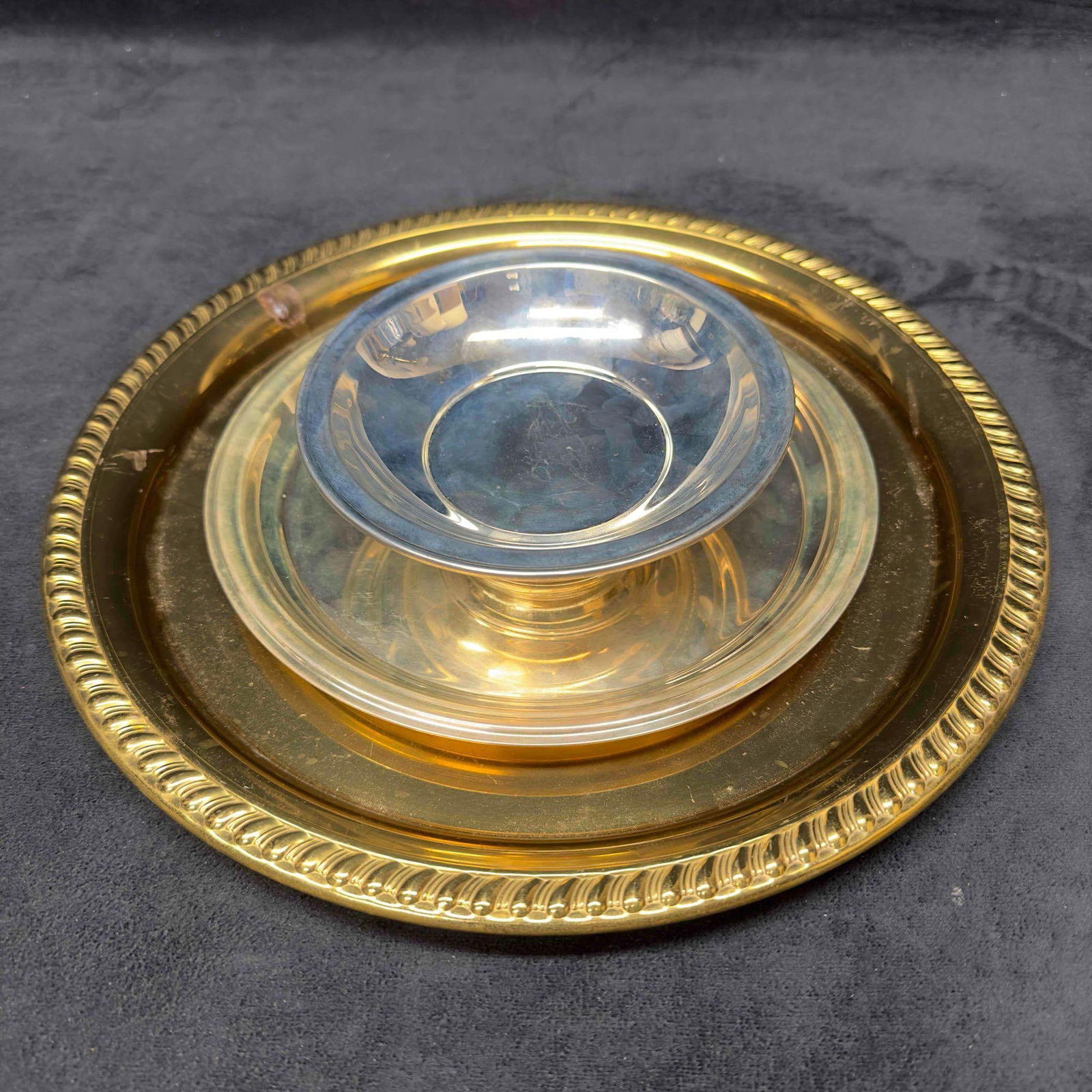 Set of Three Gold Silver Colored Metal Serving Trays Bowl Plate (1 of 9)