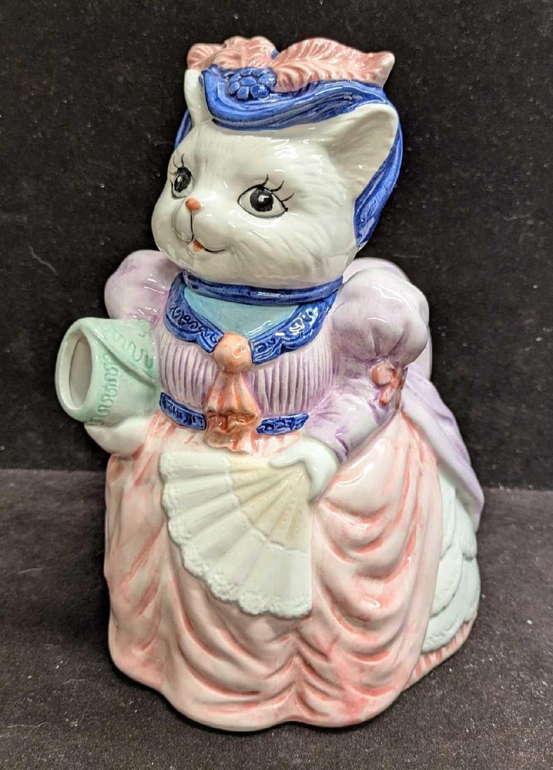 Vintage Ceramic Victorian Dressed Kitty Teapot (1 of 9)