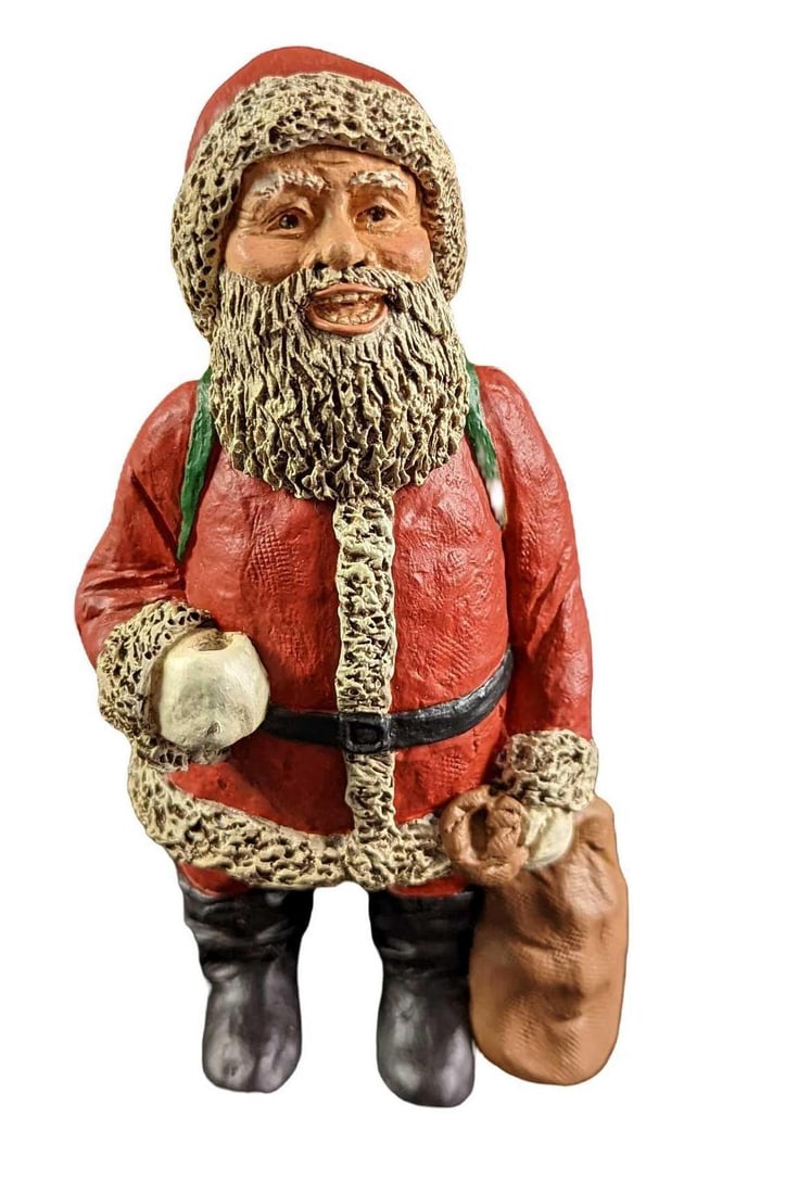 Retired Martha Holcombe Resin St Nicholas Figurine: Martha Holcombe "All God's Children" St Nicholas Resin Figurine. Is approx 4" x 3" x 7 1/2" and it weighs 1.34lb. The figurine is in a good, used condition with signs of light wear.