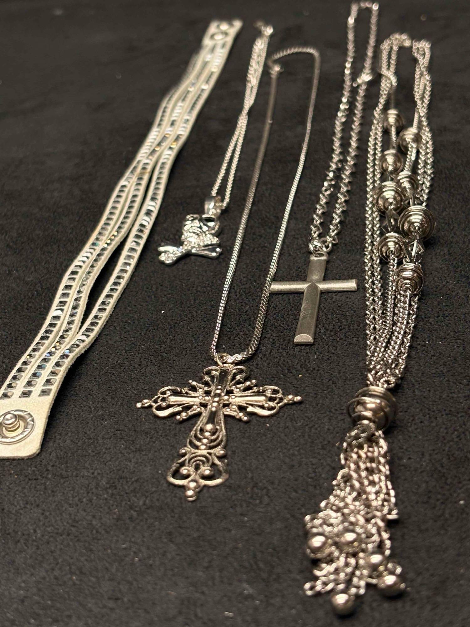 5pc Silver Gothic Themed Lot - 13