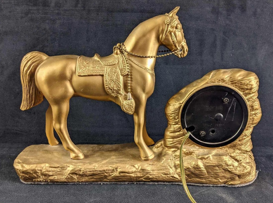 Gold Colored Horse Statue Clock - 2