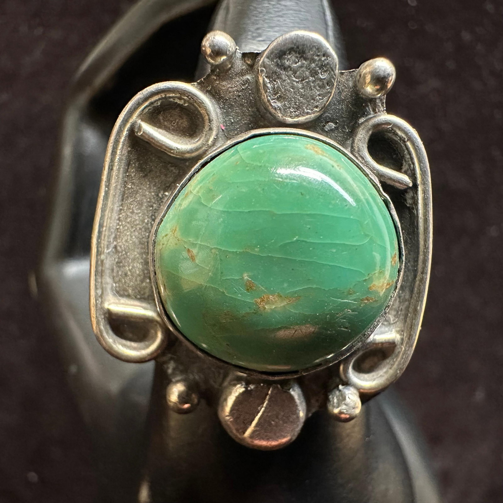 Large Statement Green Gemstone Southwestern Style Silver Ring: This item is in good pre-owned, previously used/displayed condition with noticeable light wear and surface scratches. Please reference all photos for full details. This piece of jewelry has been