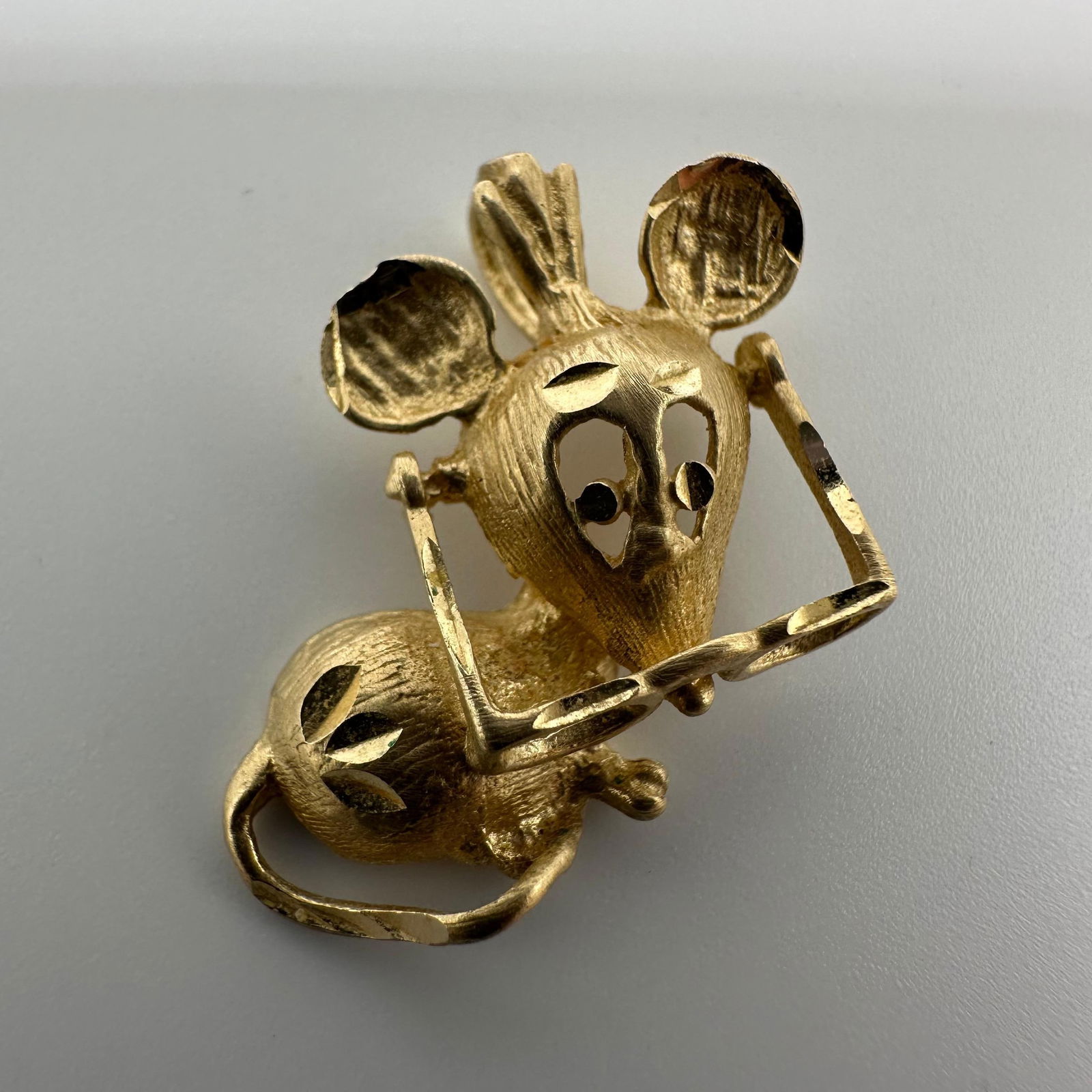 Michael Anthony 14k Solid Yellow Gold Mouse Wearing Glasses Charm Pendant (1 of 4)