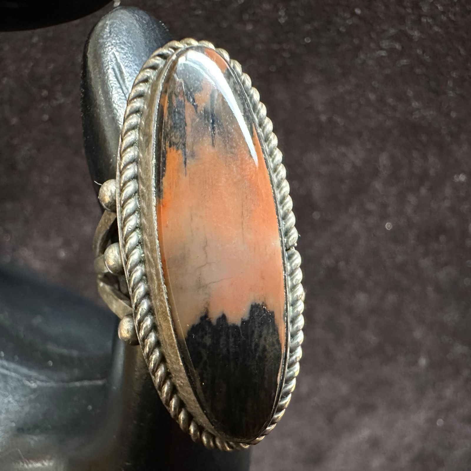 Petrified Wood Agate Silver Ring O60: This item is in good pre-owned, previously used/displayed condition with noticeable light wear and surface scratches. Please reference all photos for full details. This piece of jewelry has been teste