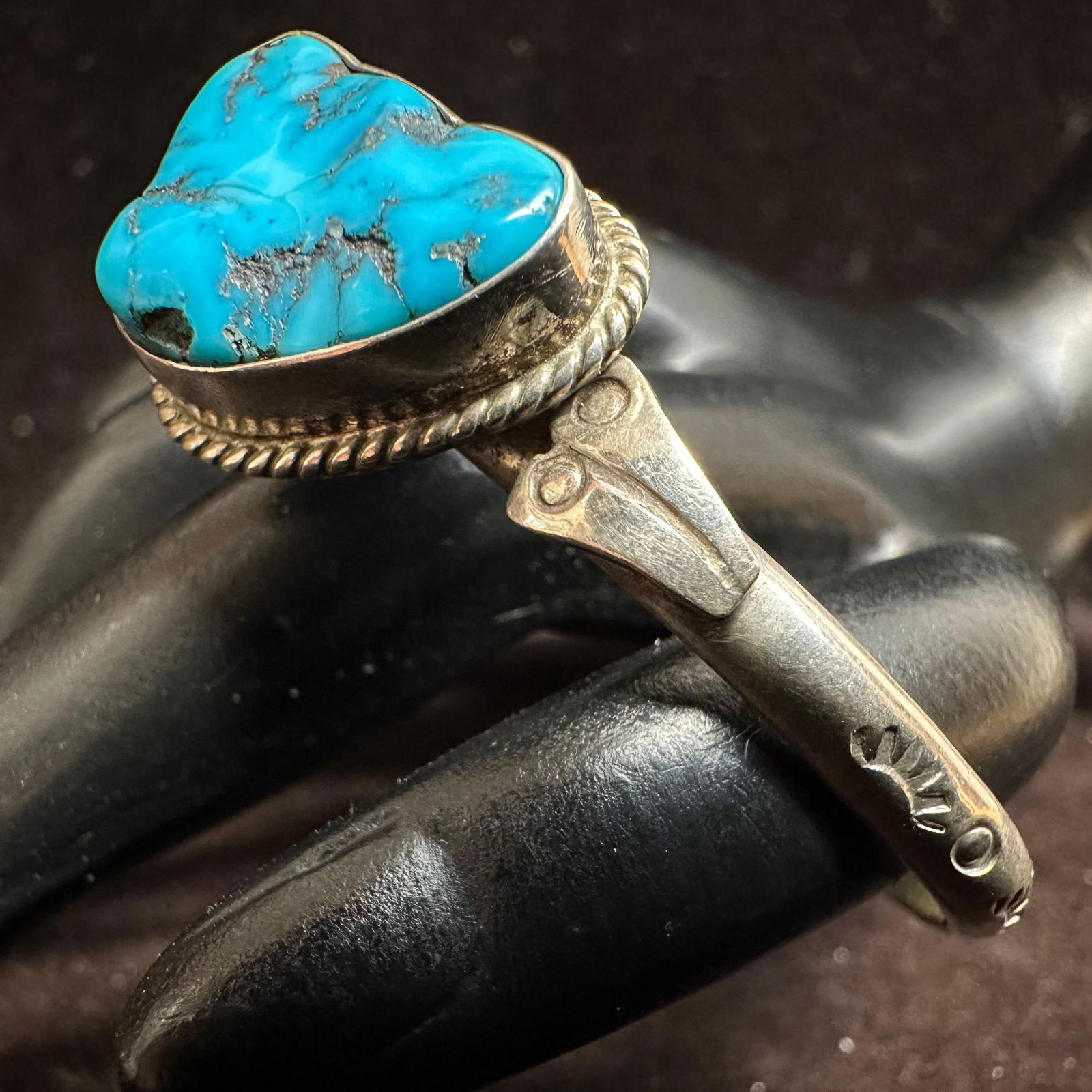 Turquoise Nugget Silver Rope Bezel Cuff Bracelet O65: This item is in good pre-owned, previously used/displayed condition with noticeable light wear and surface scratches. Please reference all photos for full details. This piece of jewelry has been