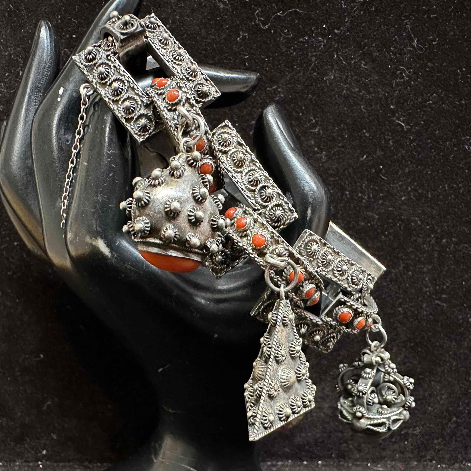 Antique Italian Etruscan Revival Style Large Link and Charm Silver 800 Coral Accent Bracelet H79: This item is in good pre-owned, previously used/displayed condition with noticeable light wear, and surface scratches. Please reference all photos for full details. This piece of jewelry has been test