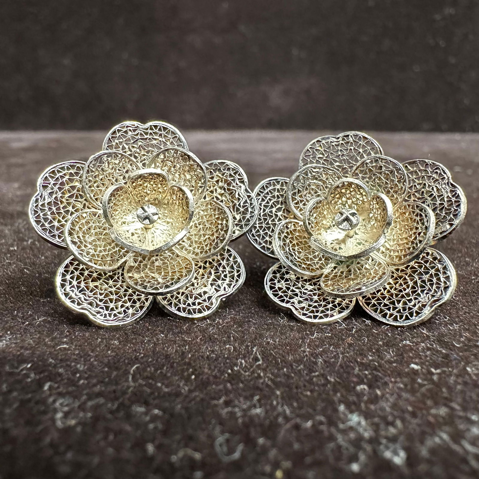 Silverwork Filigree Floral Earrings Screw Back Clip On T70 (1 of 4)