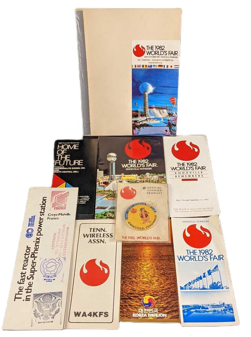 1982 Knoxville World's Fair Information And Maps Lot (1 of 12)
