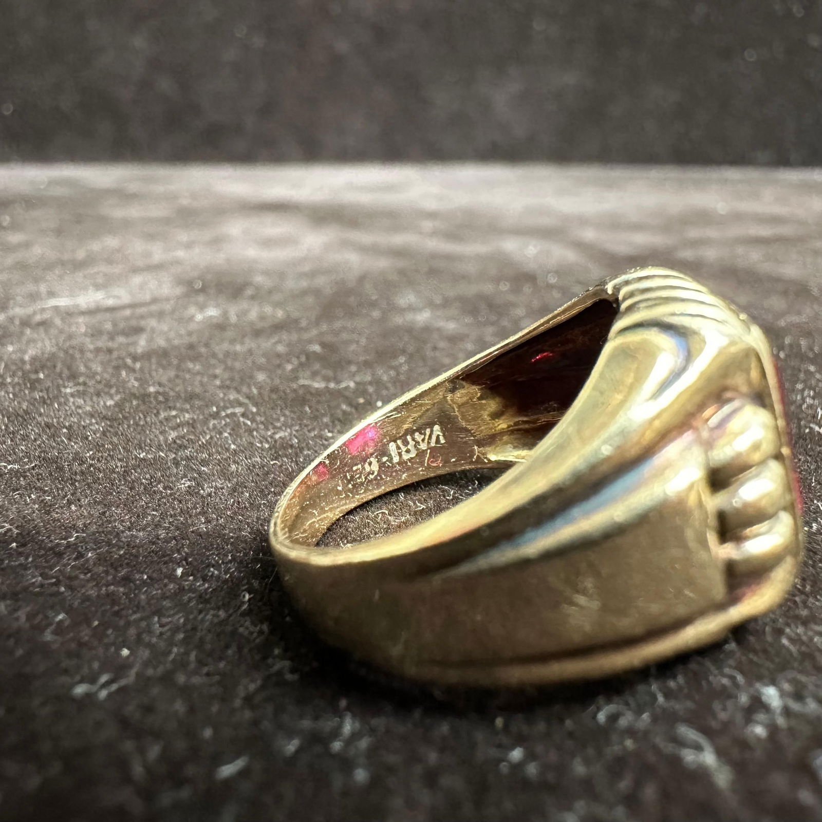 Unmarked 10k Gold Lab Grown Ruby Ring Size 8 - 6