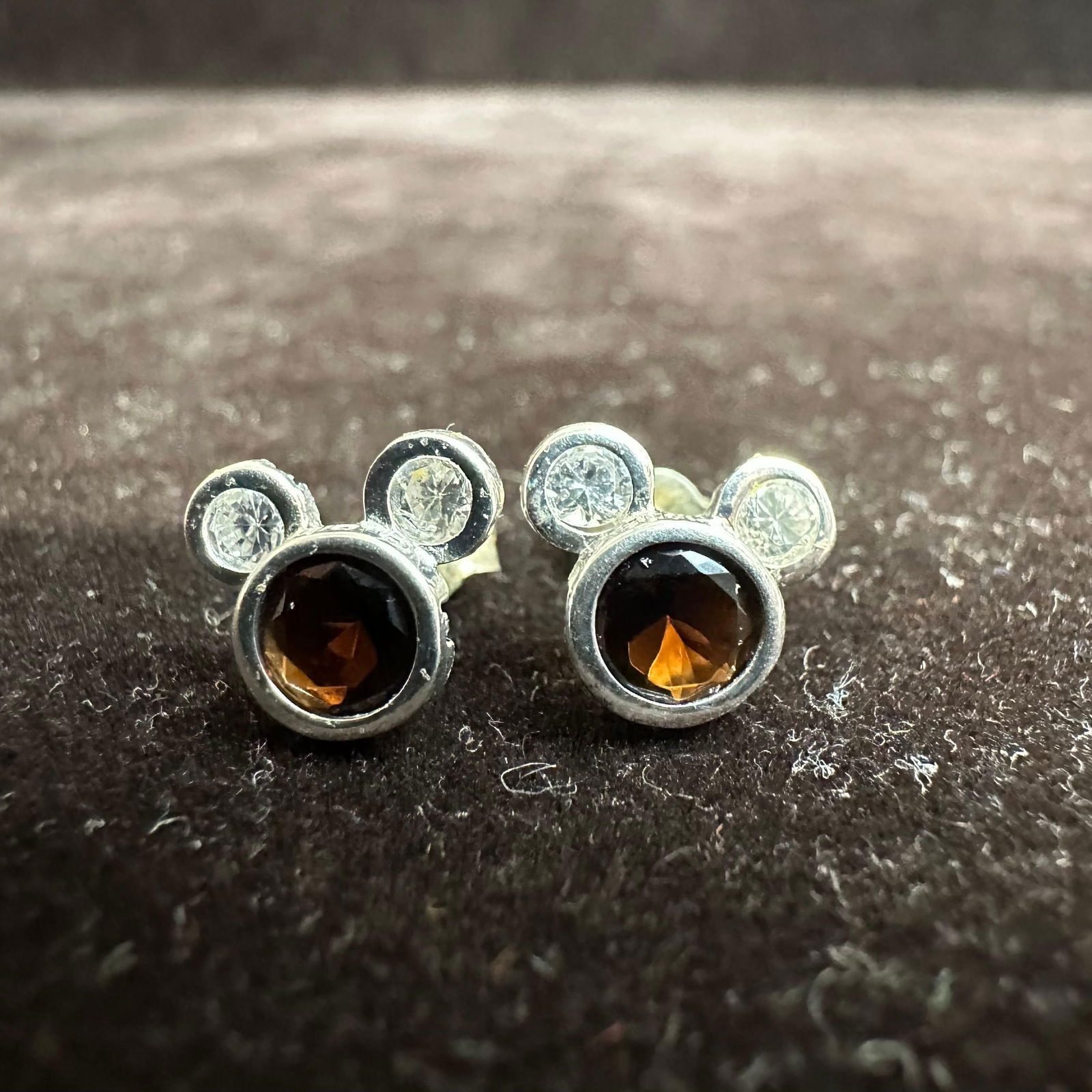 Orange and Clear Crystal Gemstone Disney Mickey 925 Earrings: This item is in good pre-owned, previously used/displayed condition with noticeable light wear and surface scratches. Please reference all photos for full details. This piece of jewelry has been