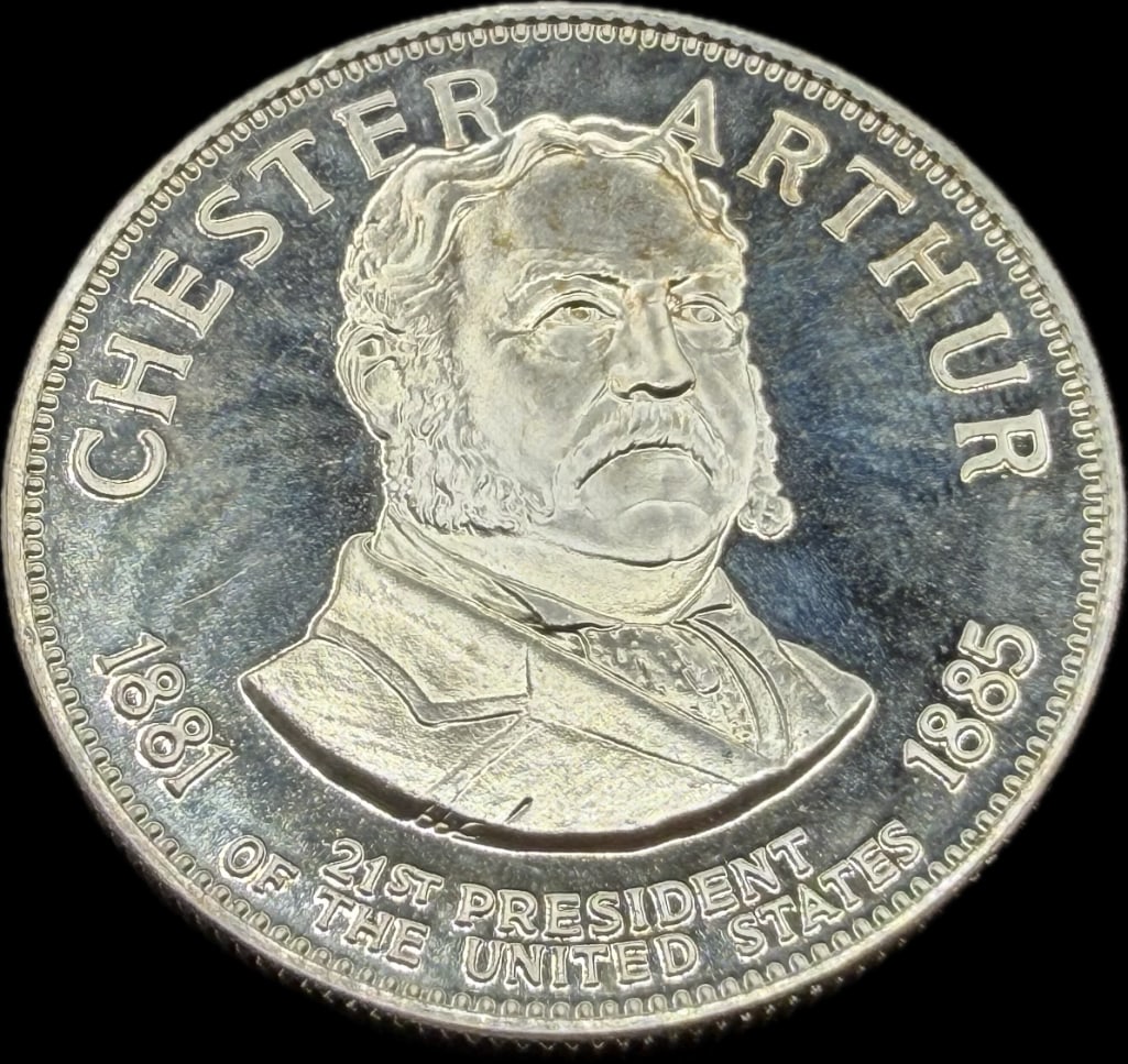 Chester Arthur Sterling Silver Presidential Coin: These coins have been tested and researched to the best of our ability prior to listing. Please view photos, as they are a part of the condition. DETAILS: Metal - .925 Sterling SilverTested - YesSize