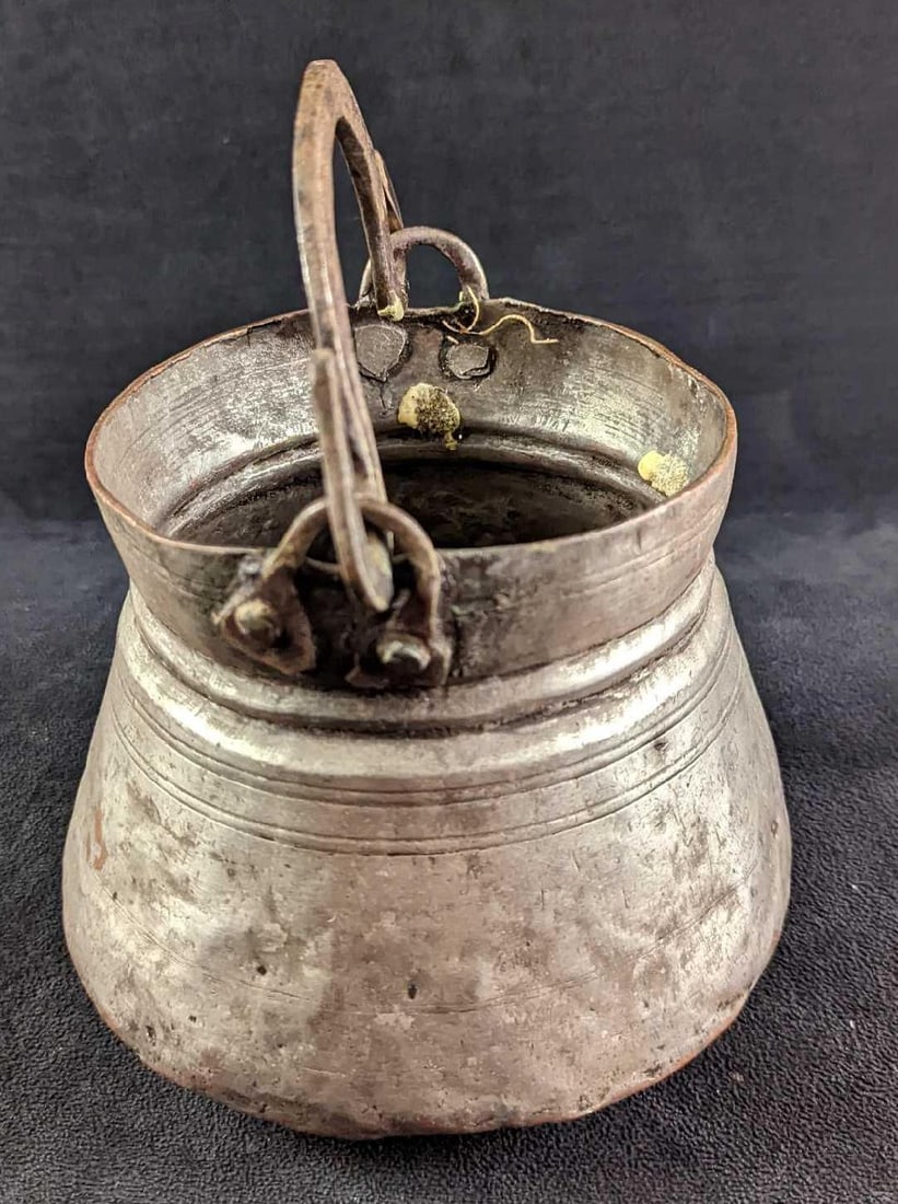 Antique Copper Pot With Handle - 3