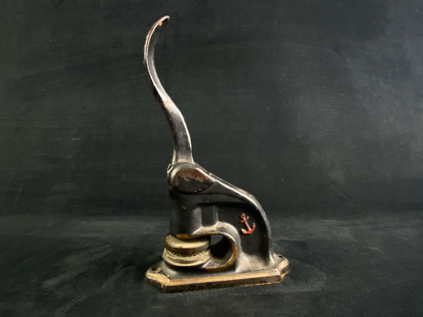 Antique 1909 Cast Iron Seal Stamp Embosser " Bank Of Todd Seal " (1 of 7)