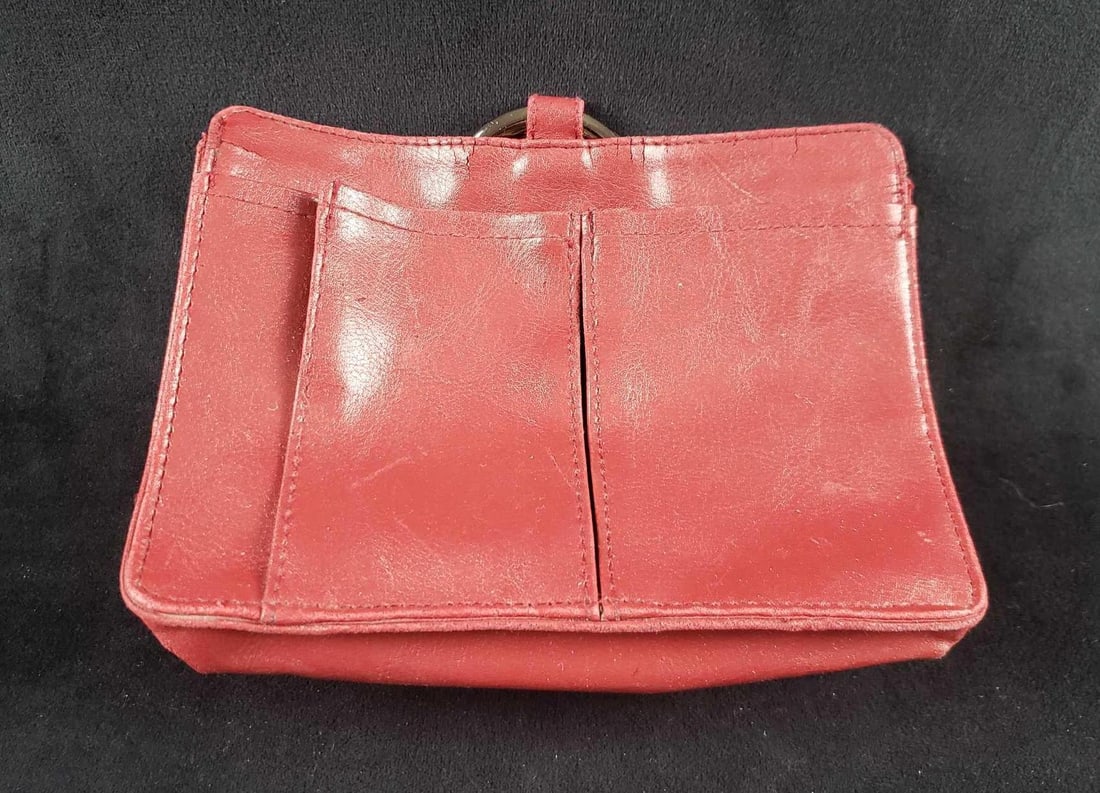 Pouchee Red Organizer Purse (1 of 4)