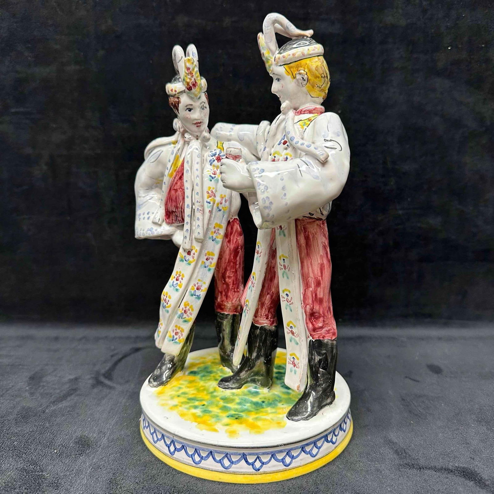 European Men Aristocratic Standing Porcelain Ceramic Pottery Figure R153 (1 of 7)