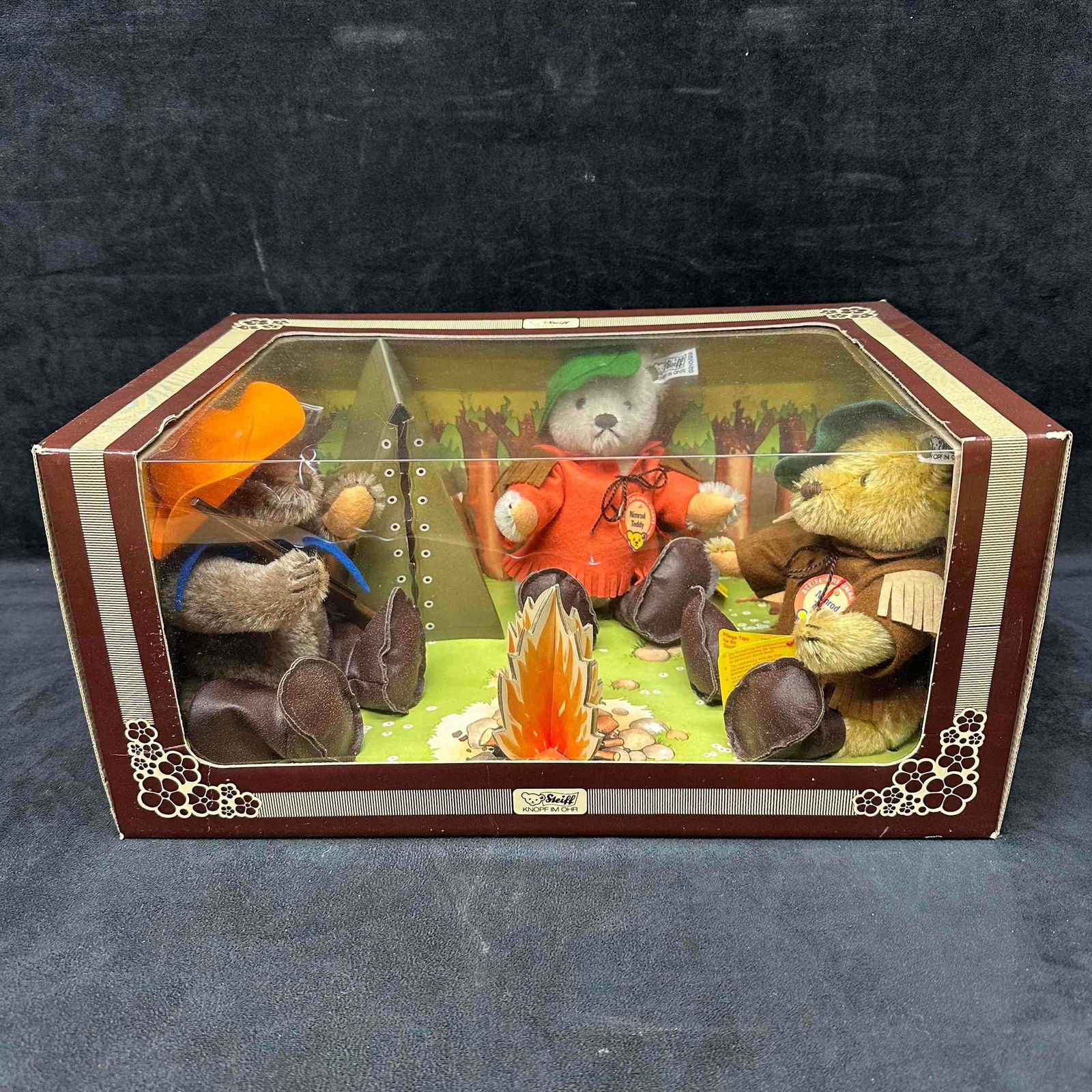 Steiff Nimrod Mohair Campfire Bear Teddy Bears Roosevelt Set Style No. 0210/22: This item is in good like-new, previously displayed condition with light wear, and surface scratches on outer packaging. Please reference all photos for full details. Set: 15 1/2" x 10