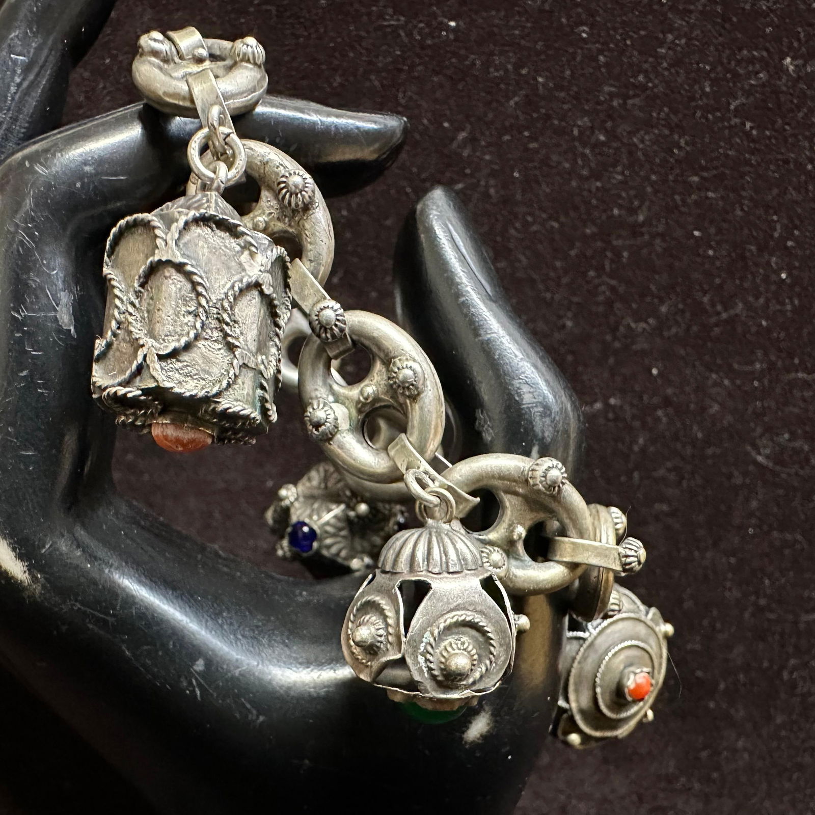 Etruscan Revival Style 800 Silver Small Floral Puffy Mariner Chain Bracelet R22 (1 of 5)