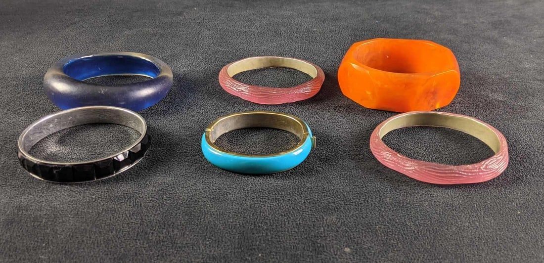 Assorted Bangles (1 of 8)