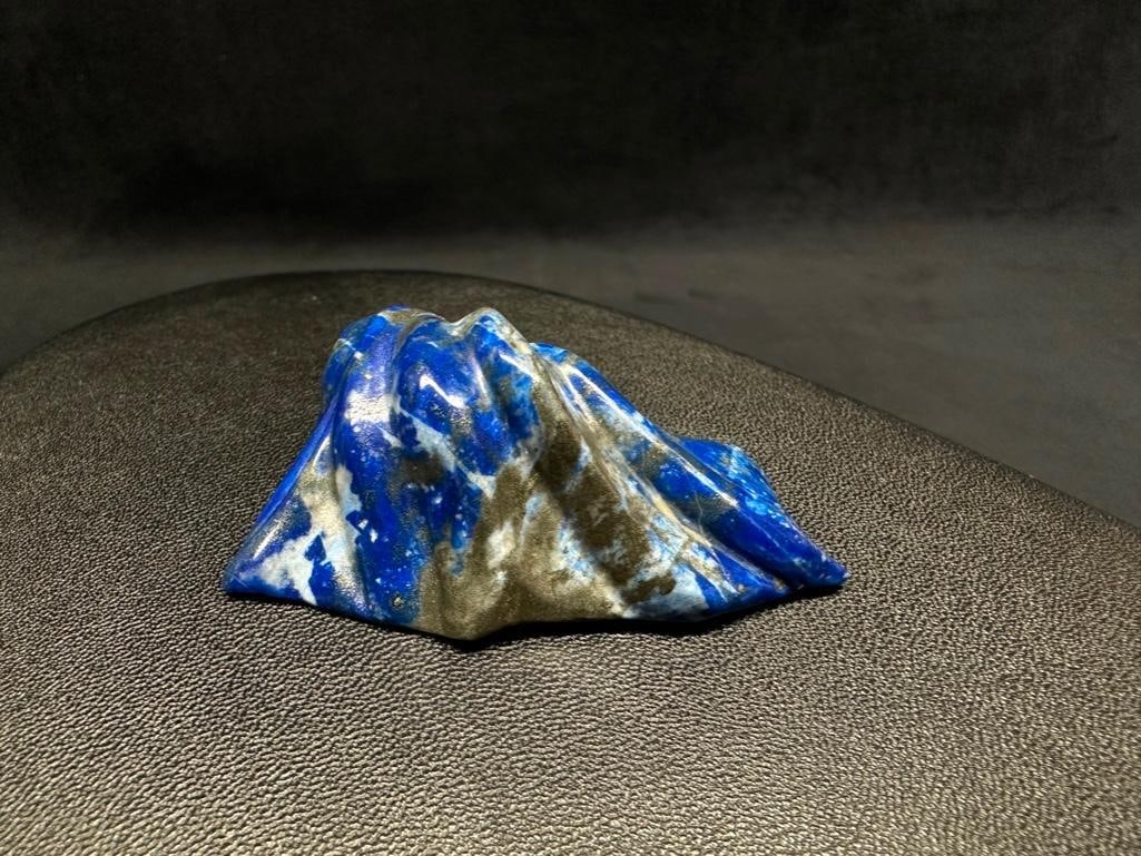 Lapis Lazuli Conch Shell (1 of 3)