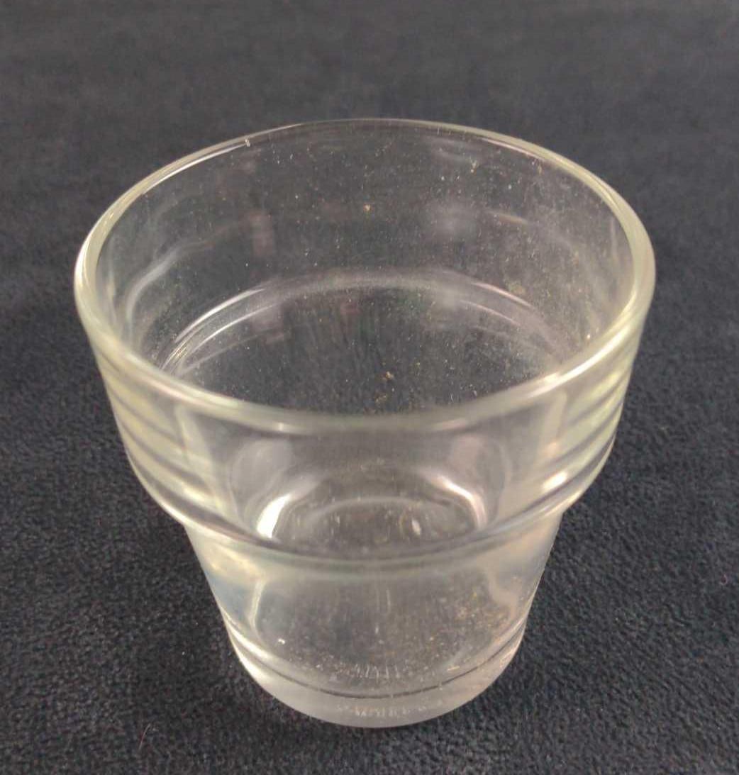 White Wire Gingerbread Candle Holder - 8