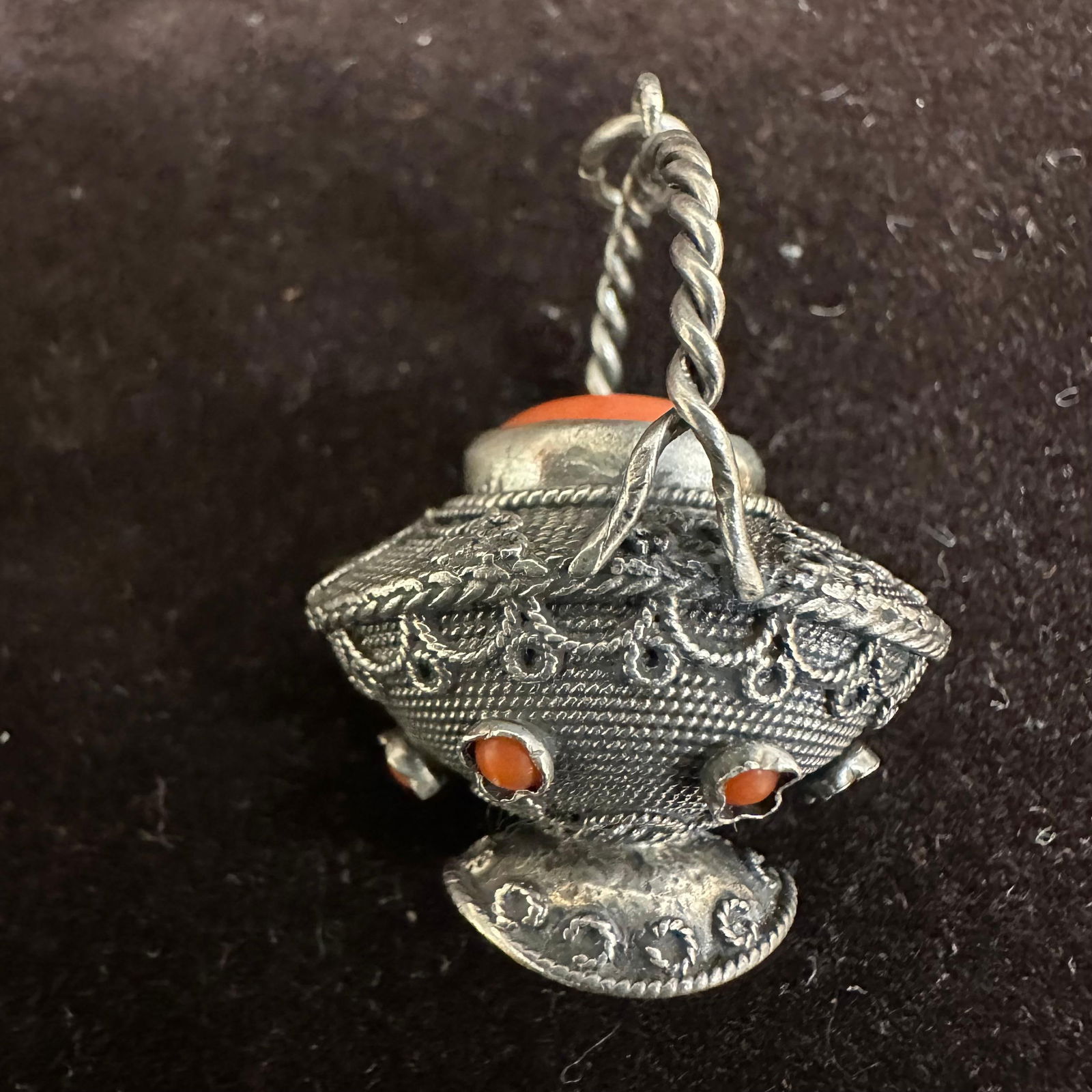 Spiny Oyster Shell Fob Filigree Silver Charm Basket Design R90: This item is in good pre-owned, previously used/displayed condition with noticeable light wear and surface scratches. Please reference all photos for full details. This piece of jewelry has been teste