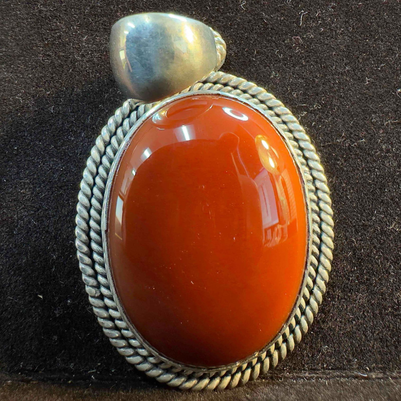 925 Sterling Silver BA Indonesia Necklace Carnelian Pendant A53: This item is in good pre-owned, previously used/displayed condition with noticeable light wear, and surface scratches. Please reference all photos for full details. This piece of jewelry has been