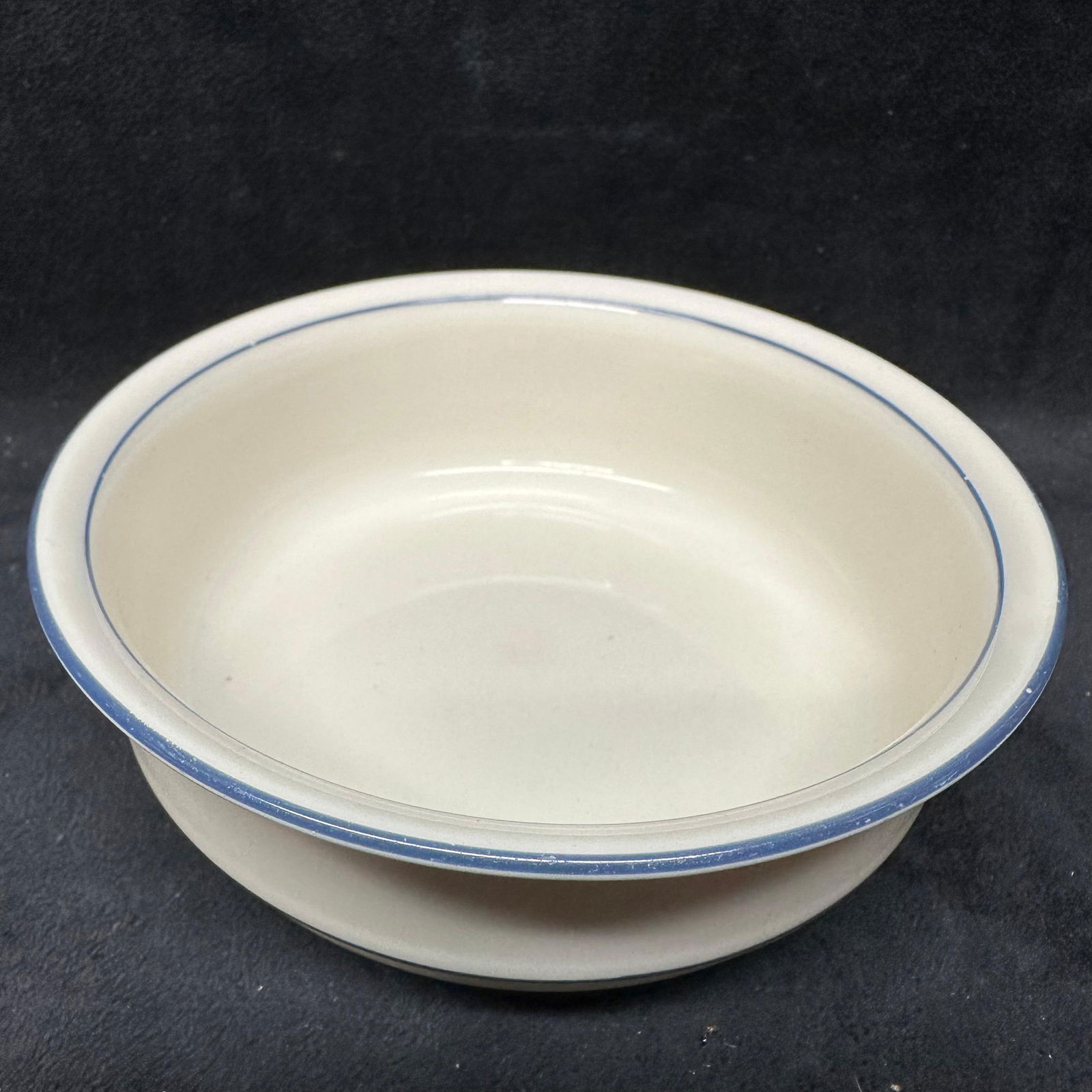Lenox Chinastone Blue Rim Pattern Small Bowl: Lenox Chinastone Blue pattern small bowl. This item is in pre-owned, previously displayed condition with light wear and surface scratches/markings. Please reference all photos for full details. 