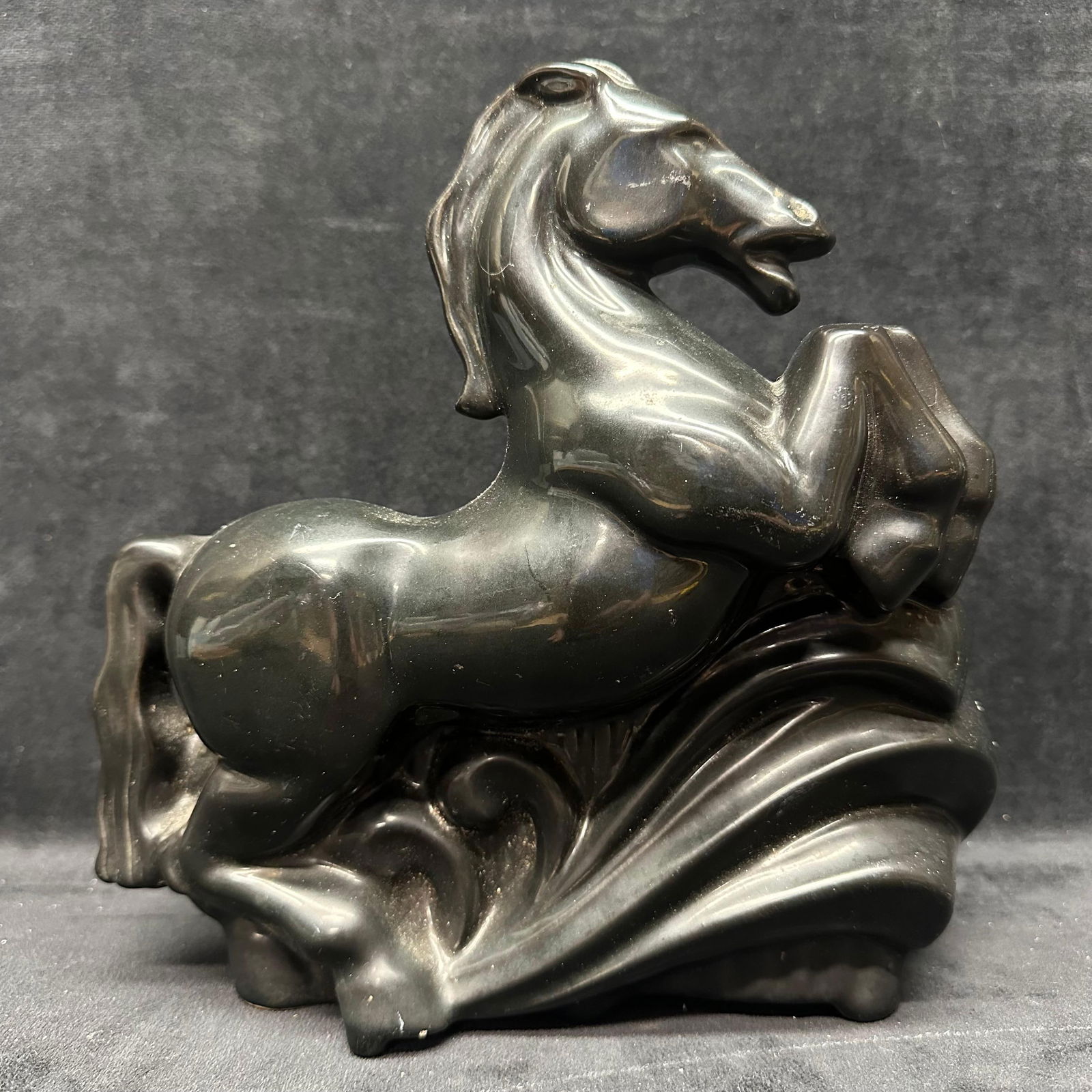 Tri-Color Leaf Motif Black Hills 10K Yellow Gold Ring M14 (1 of 5)