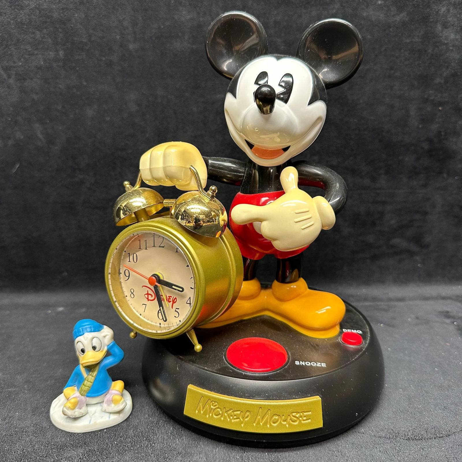 Disney Mickey Mouse Alarm Clock and Skating Donald Duck Mini Figure (1 of 10)